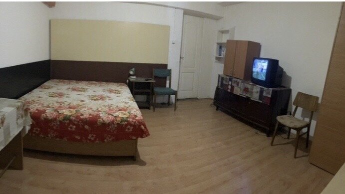 Titan, Bl 1 Decembrie, Postavarul